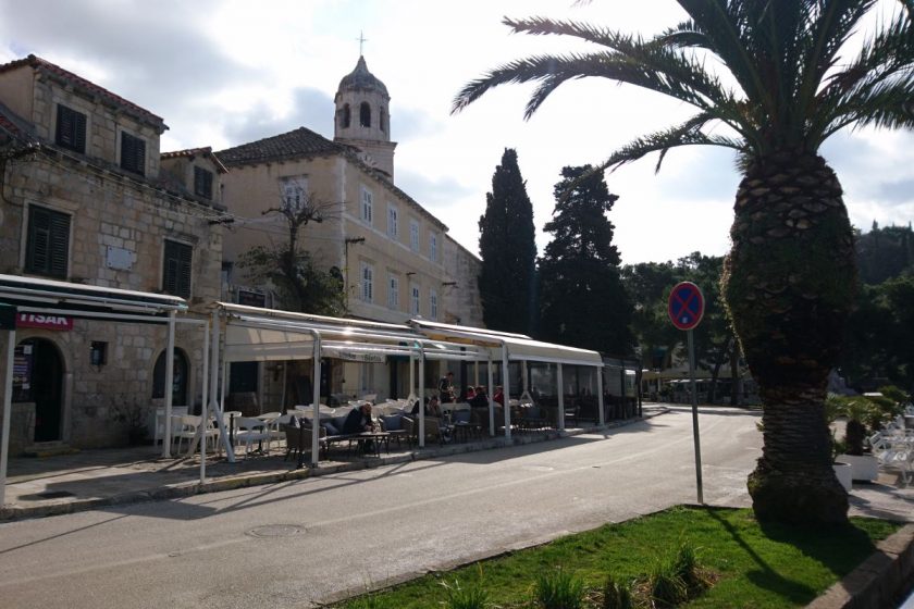 Općina Konavle krenula u uređenje Cavtata za sezonu, popusti svim ugostiteljima koji budu radili zimi