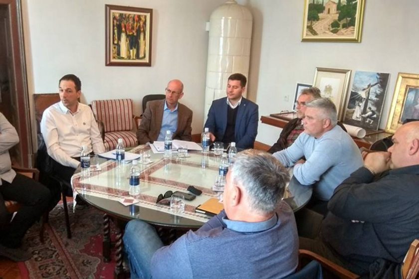 Predstavnici Općine Konavle, Zračne luke te Mjesnih odbora Močića i Čilipa raspravljali o radovima na aerodromu