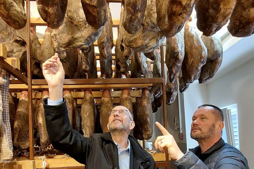 Načelnik Lasić u Općini Sveti Petar u Šumi na 2. Danima hrvatskih kobasica i salama