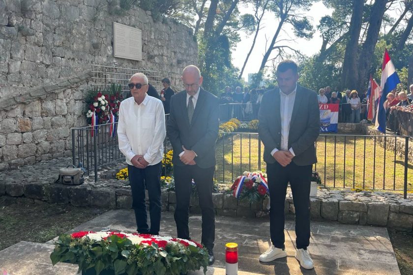 Načelnik Lasić odao počast žrtvama na Daksi