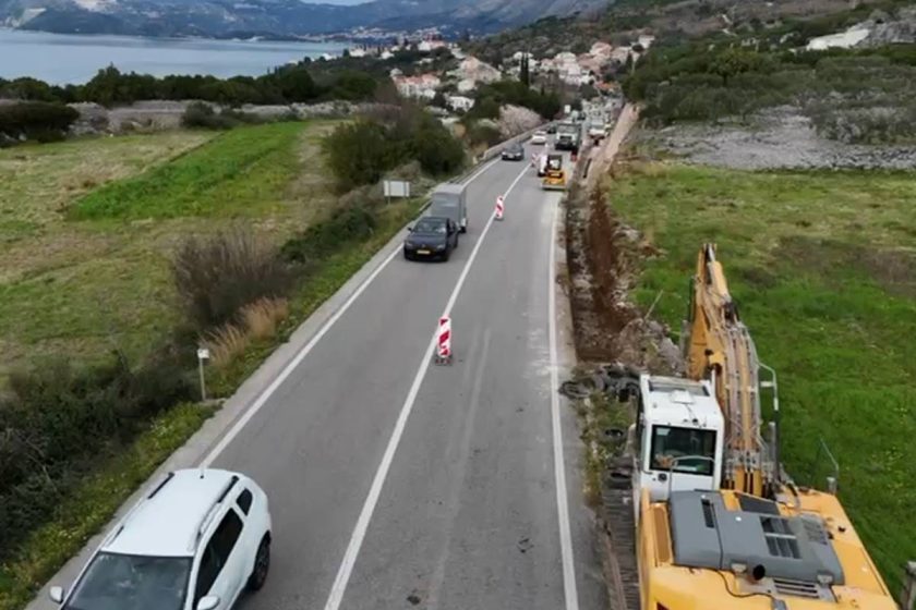 VIDEO Ubrzano napreduju radovi na Zvekovici i Obodu