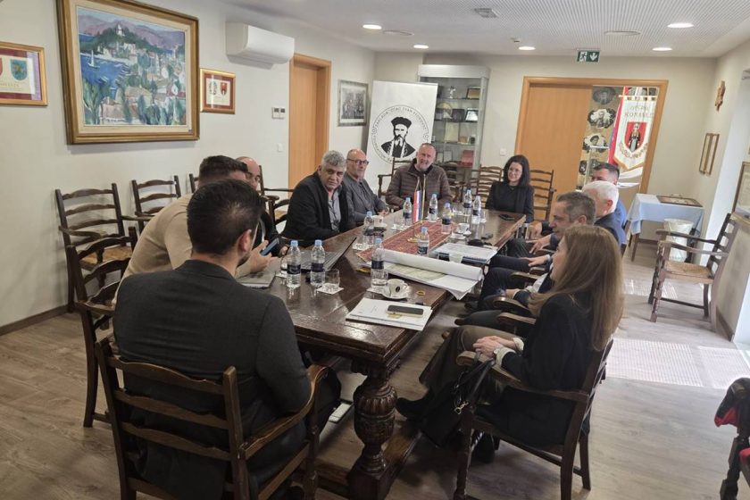 Ususret skupu sudionika komasacije: Predstavnici Općine Konavle održali radni sastanak sa stručnim timom Geodetskog zavoda Rijeka