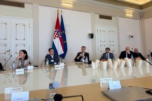 Načelnik Lasić na predstavljanju paketa mjera Vlade za zaštitu od posljedica energetske krize